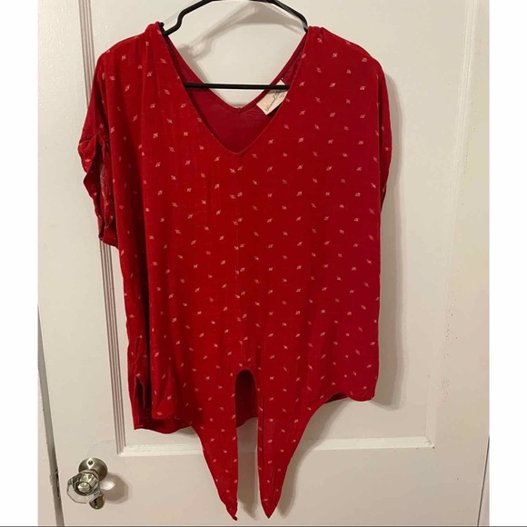 *2 FOR $15* Universal Thread red white tie front top S - Picture 2 of 5